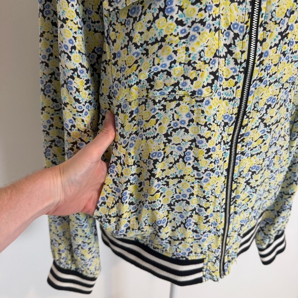 EQUIPMENT FEMME 100% Silk Floral Lined Bomber Jacket Full Zip Casual Comfort XS - Picture 6 of 11
